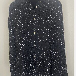ROXY NWT polka-dot button down blouse – black/white, long sleeve, relaxed, sz M